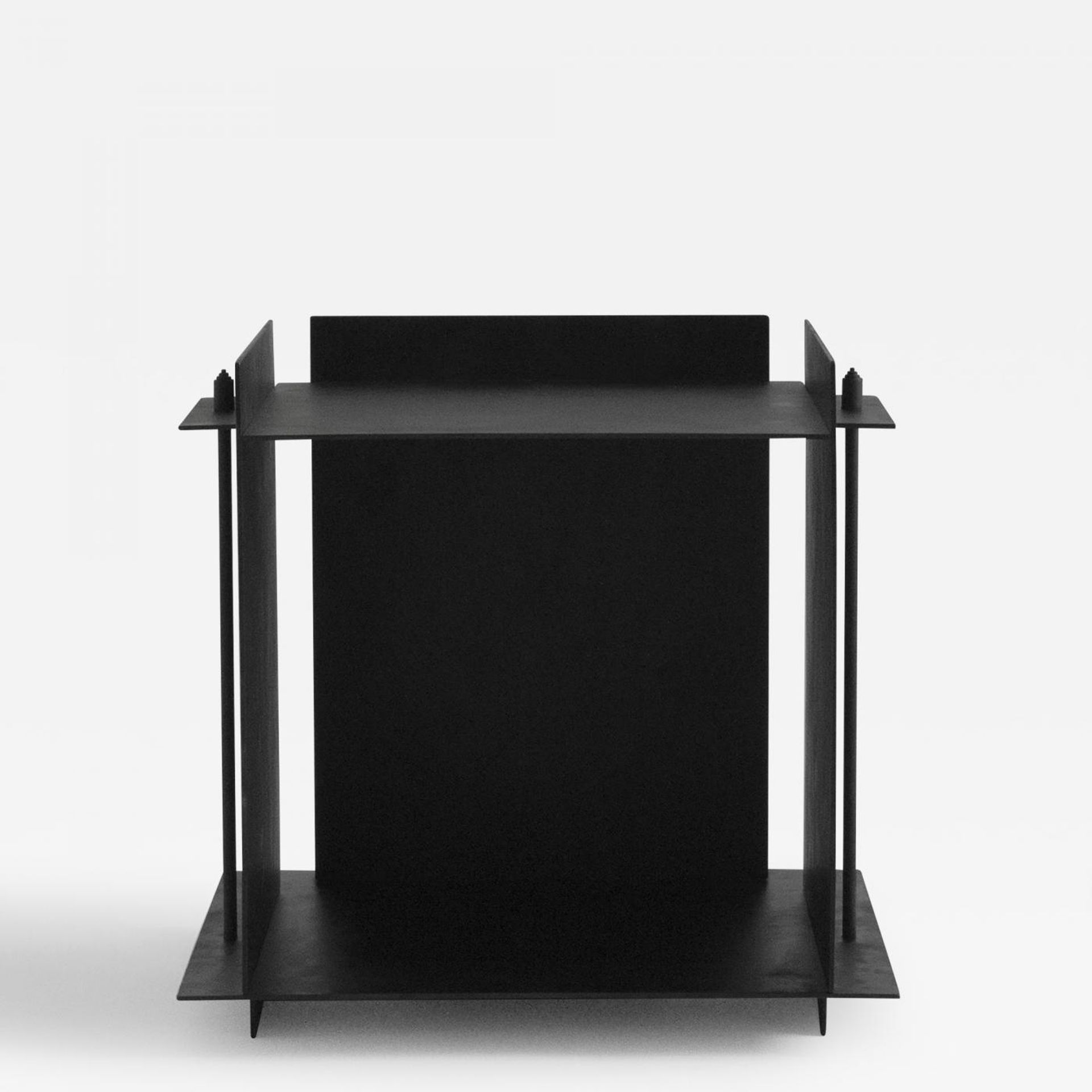 Pilier Side Table