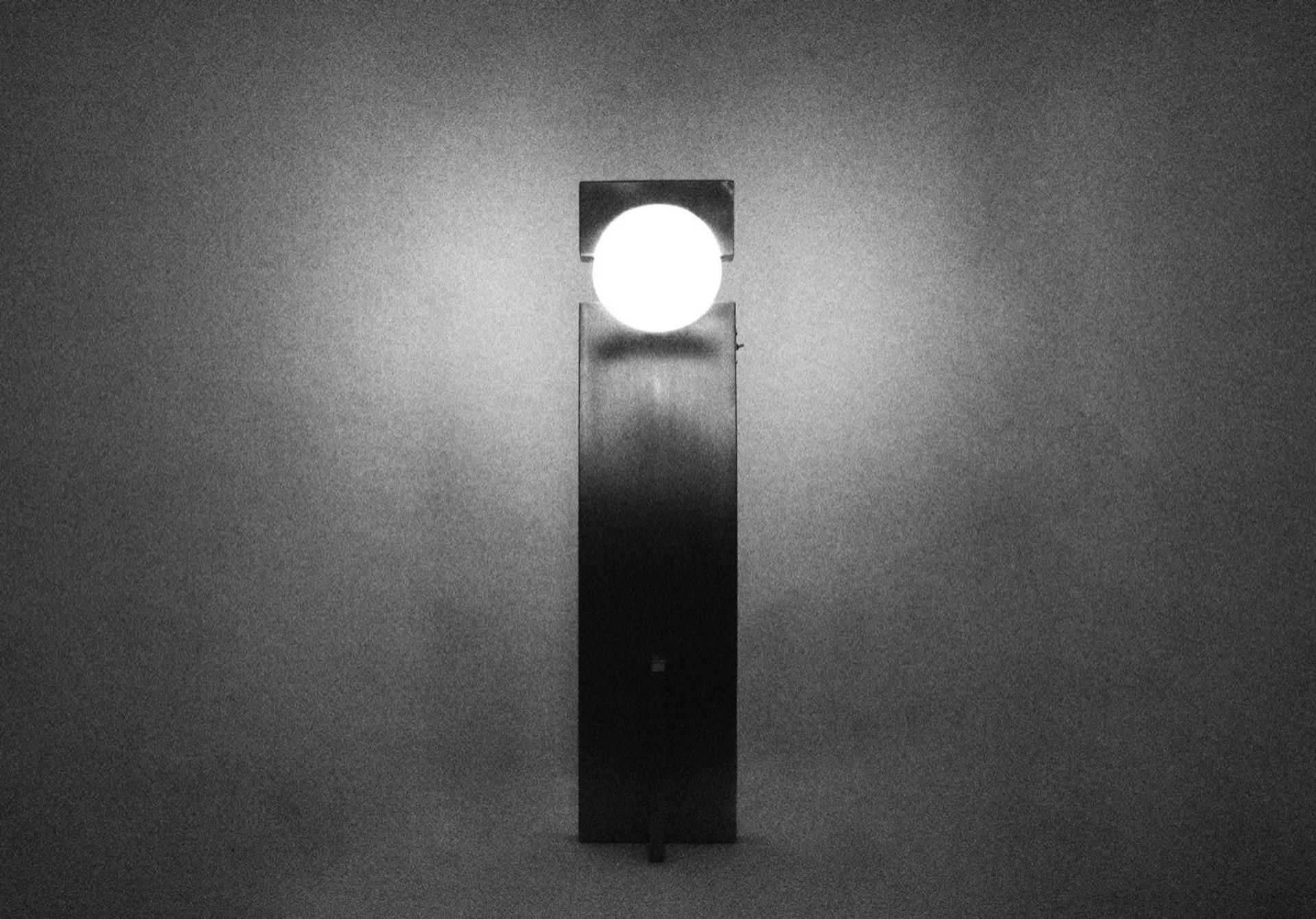 Hero Lamp