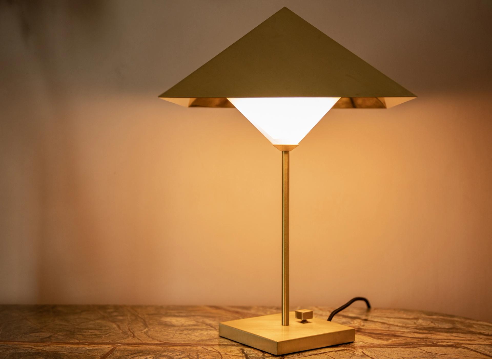 Octa Table Lamp