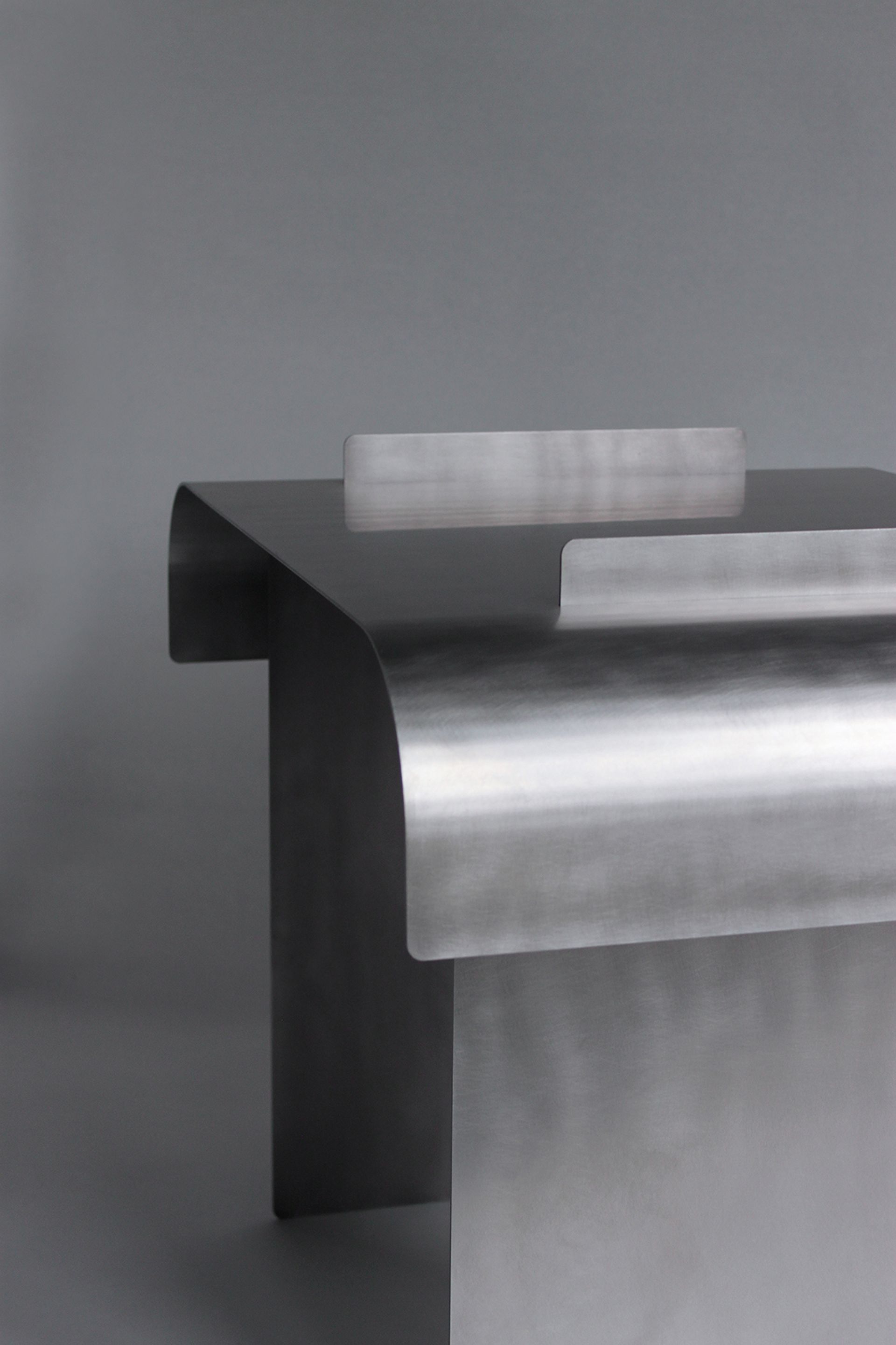 Bend Side Table