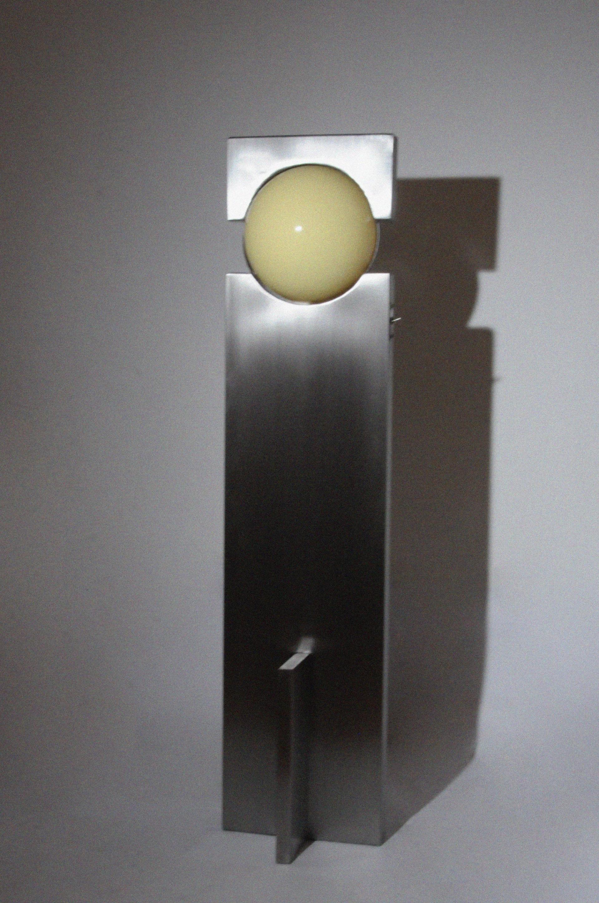 Hero Lamp