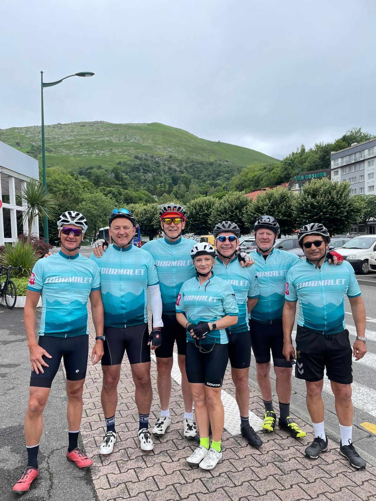 Wasps Legends & Action for A-T cyclists