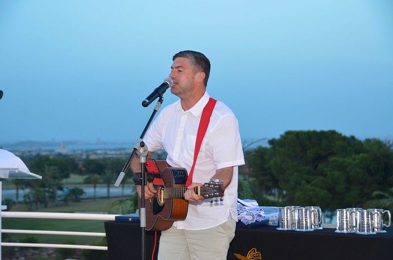 Marc Kenny singing at the Wasps Legends Rugby Golf Classic