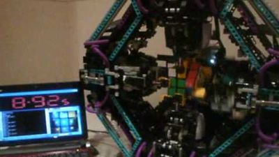 Lego robot solves Rubik's Cube.