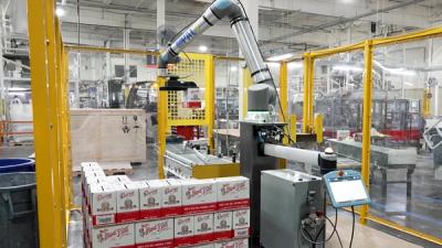 A video showing the large cobot UR20 at the Bob's Red Mill factory.