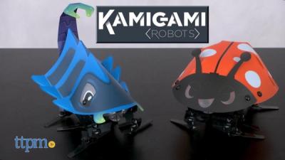 Kamigami robots Lina and Musubi.