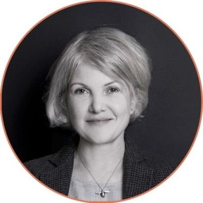 Headshot of Mary-Jo Hill