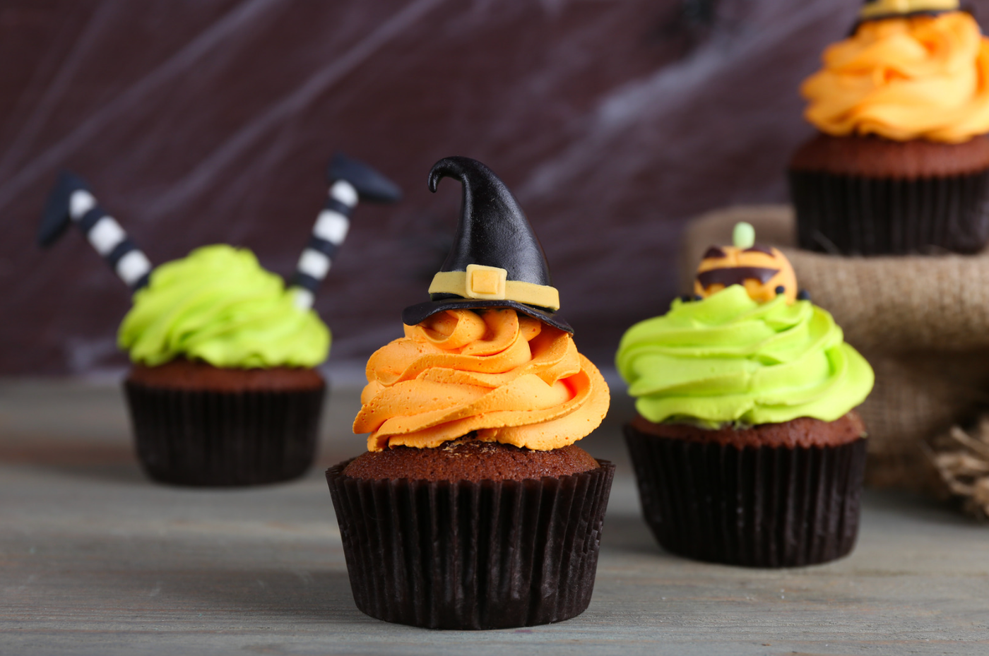 DO IT YOURSELF... HALLOWEEN EDITION!