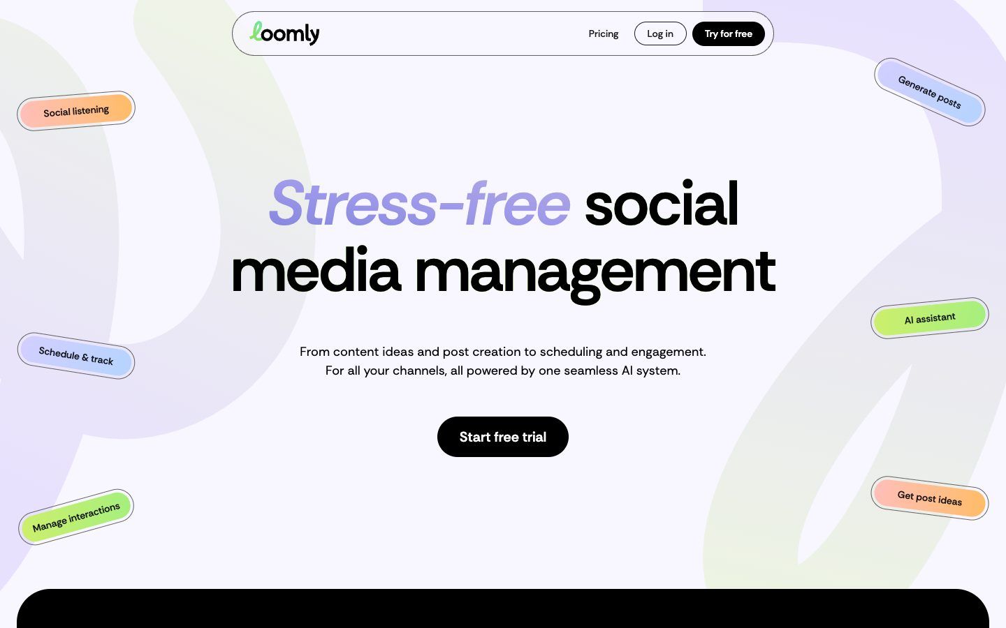 Loomly website homepage