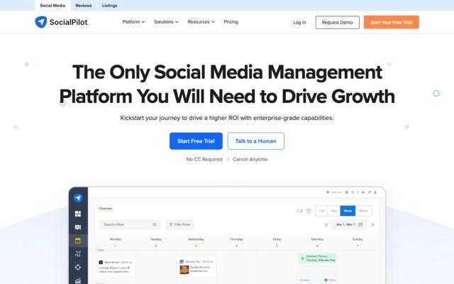 SocialPilot website homepage
