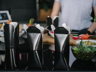 Comida pronta, delivery e GLP-1 mudam a disputa por refeições