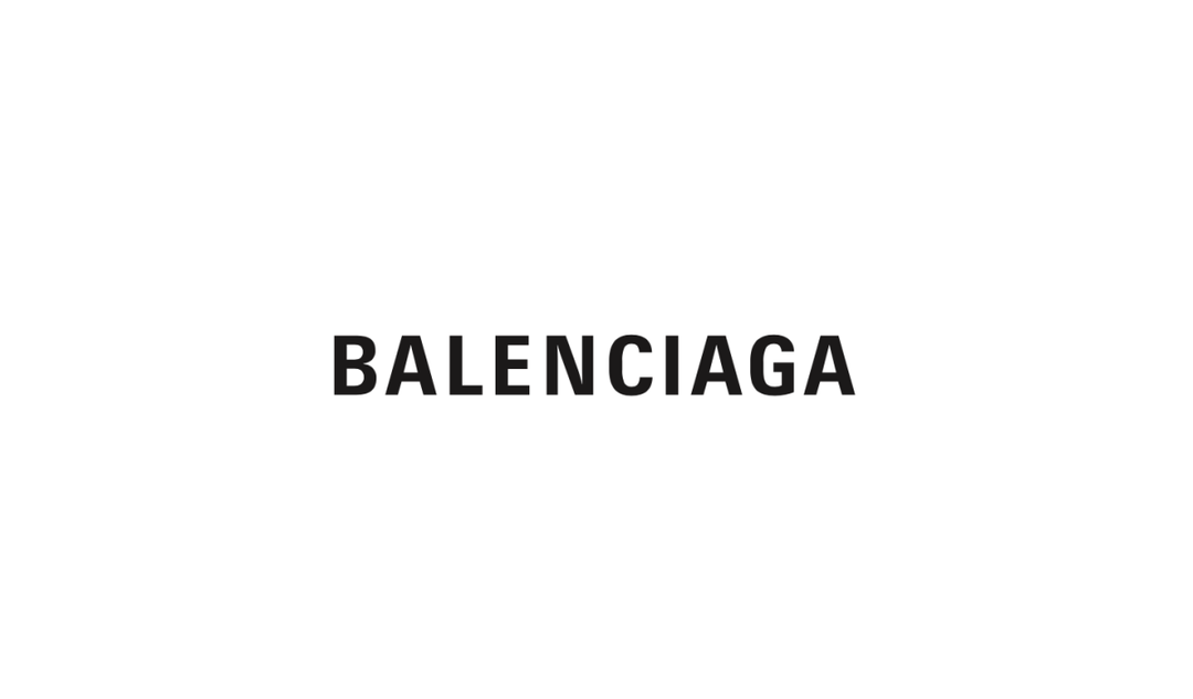 Logo Balenciaga, lettres capitales noires sur fond blanc.