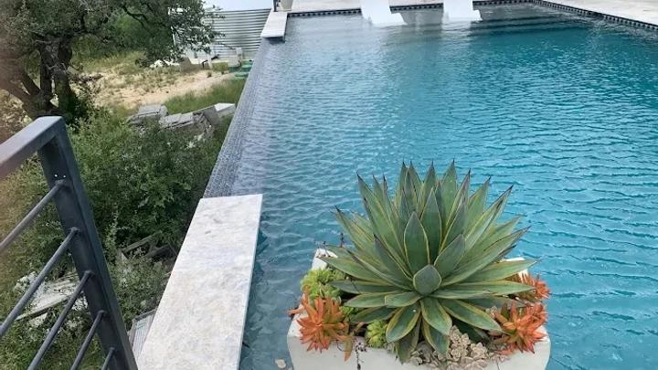 Is your Austin pool losing water? Downtown clay soil causes pool leaks. See why, plus expert pool leak detection and repair.