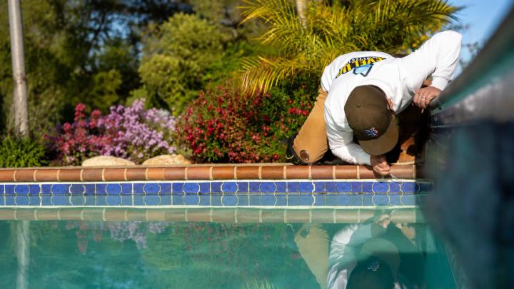 pool-repair-company-near-me-austin