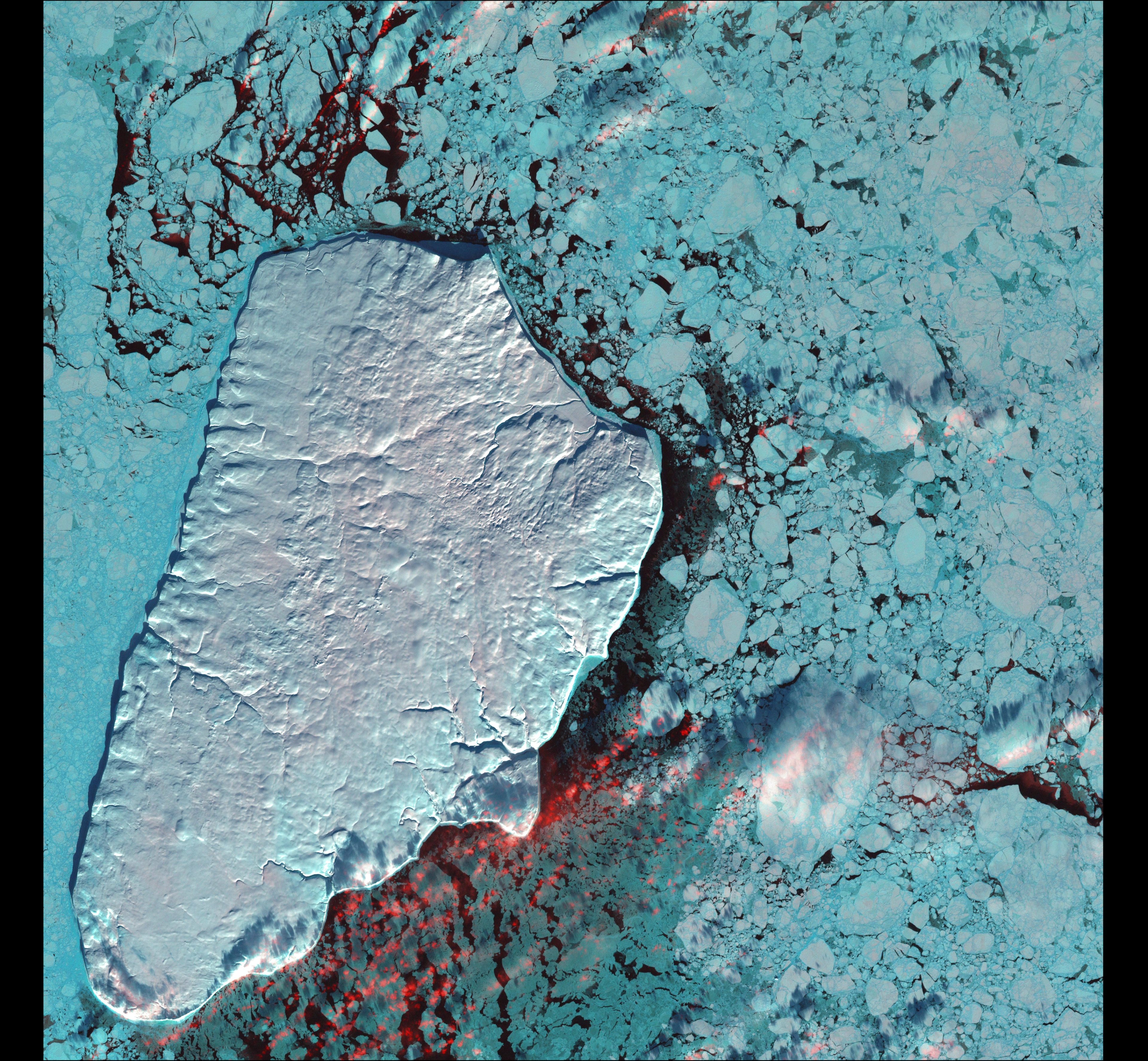 Akpatok Island — Canada — Landsat 7