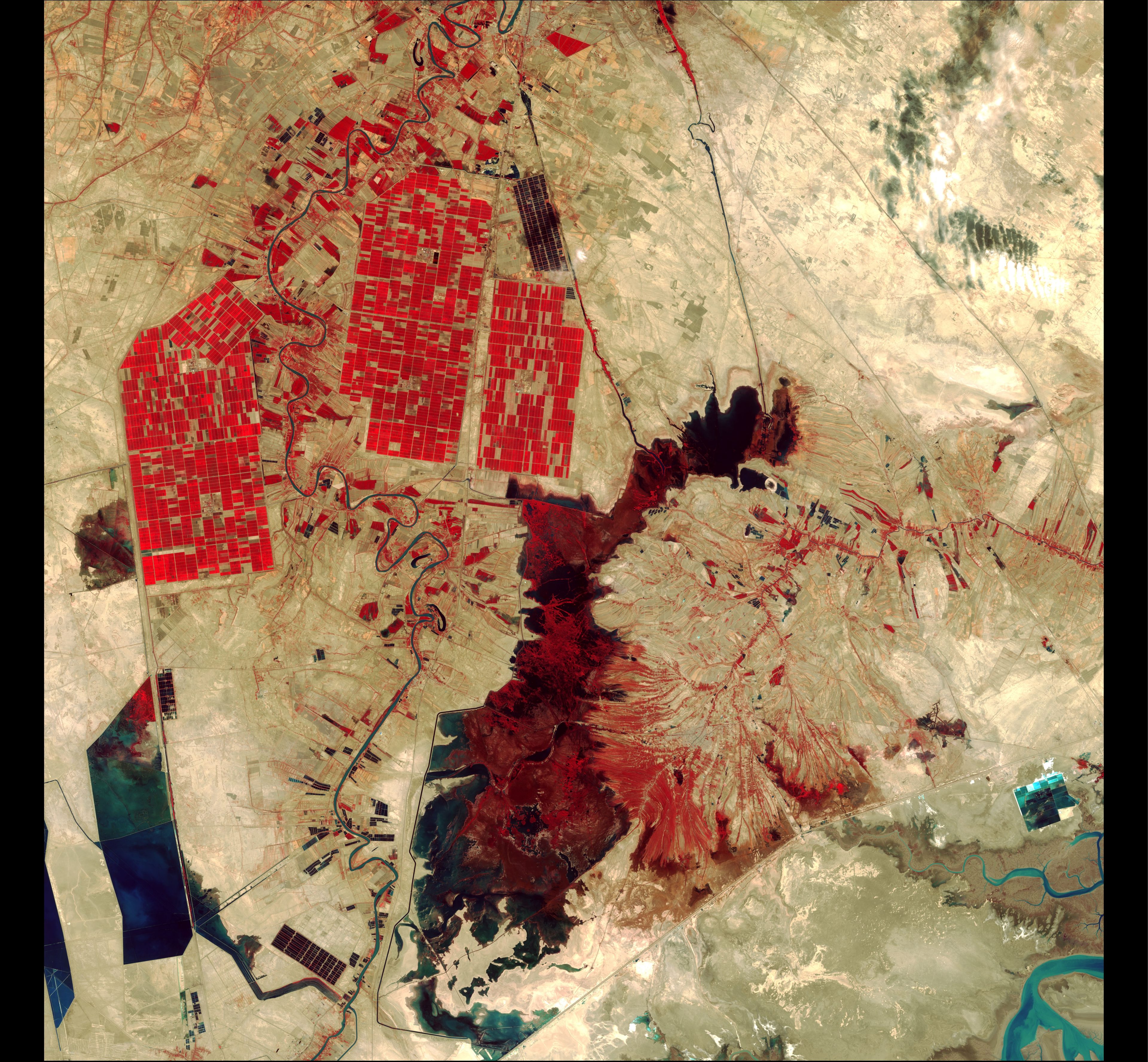 Sloppy Paint Job — Iran — Landsat 8