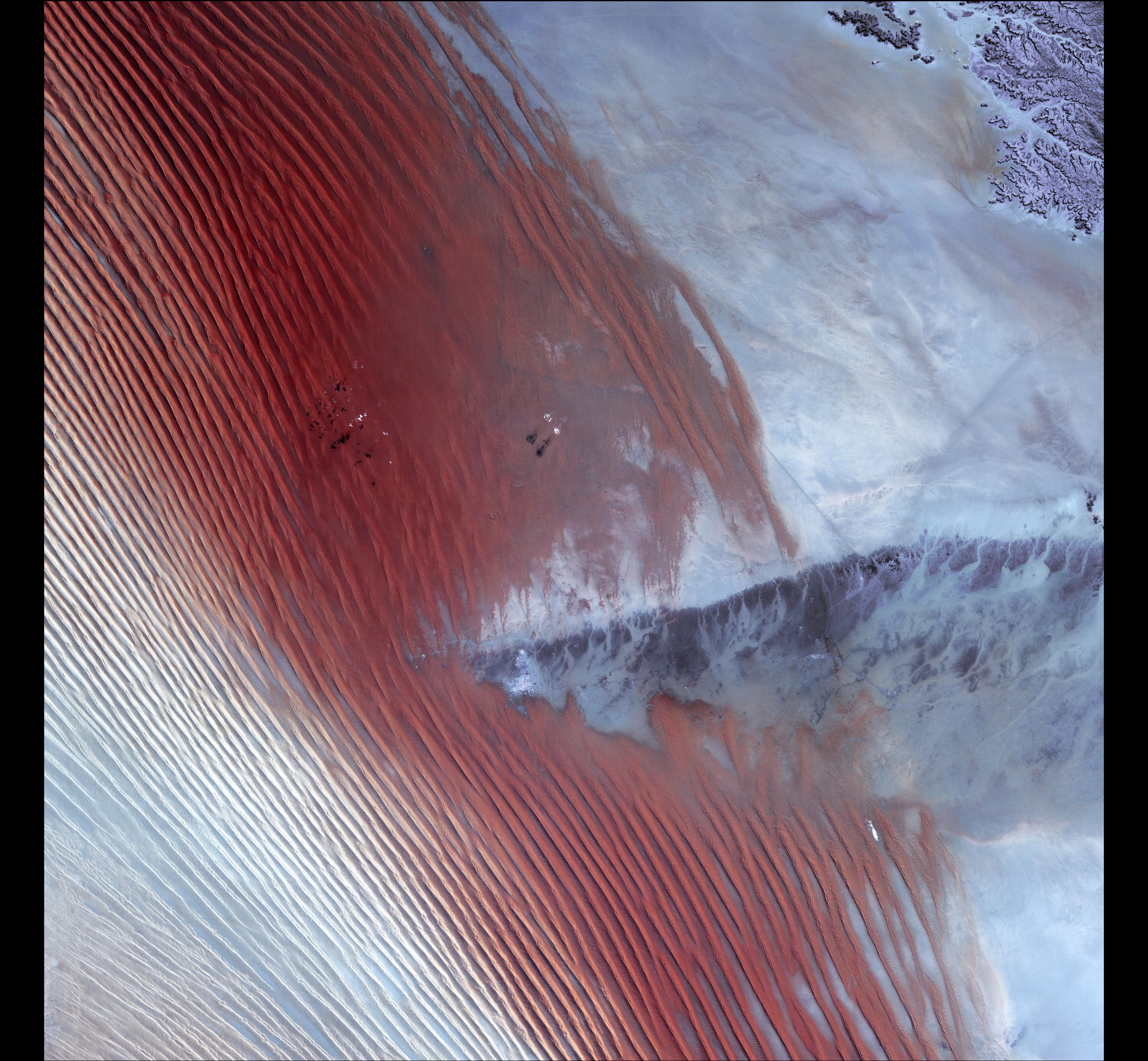 Empty Quarter — Saudi Arabia — Landsat 7