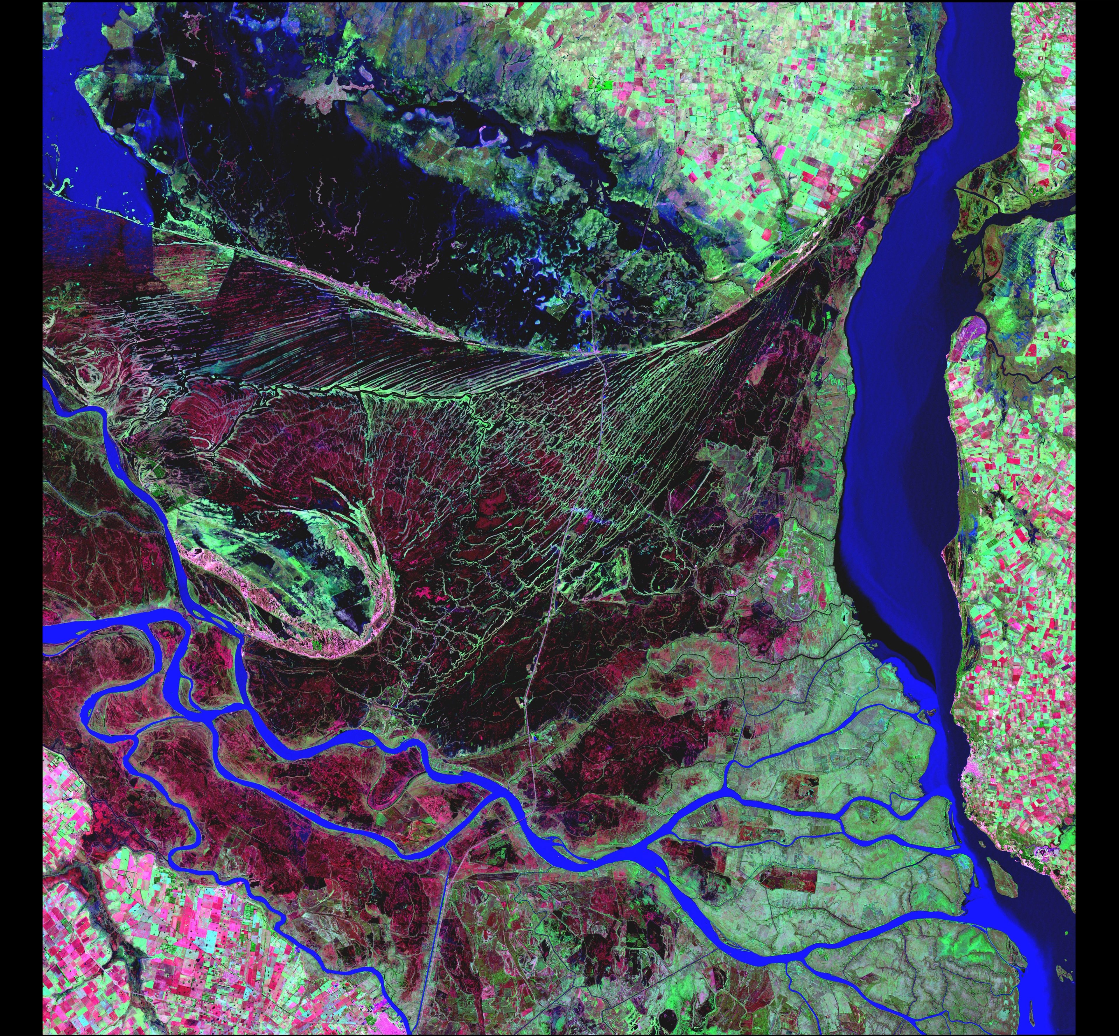 Parana River Delta — Argentina — Landsat 7