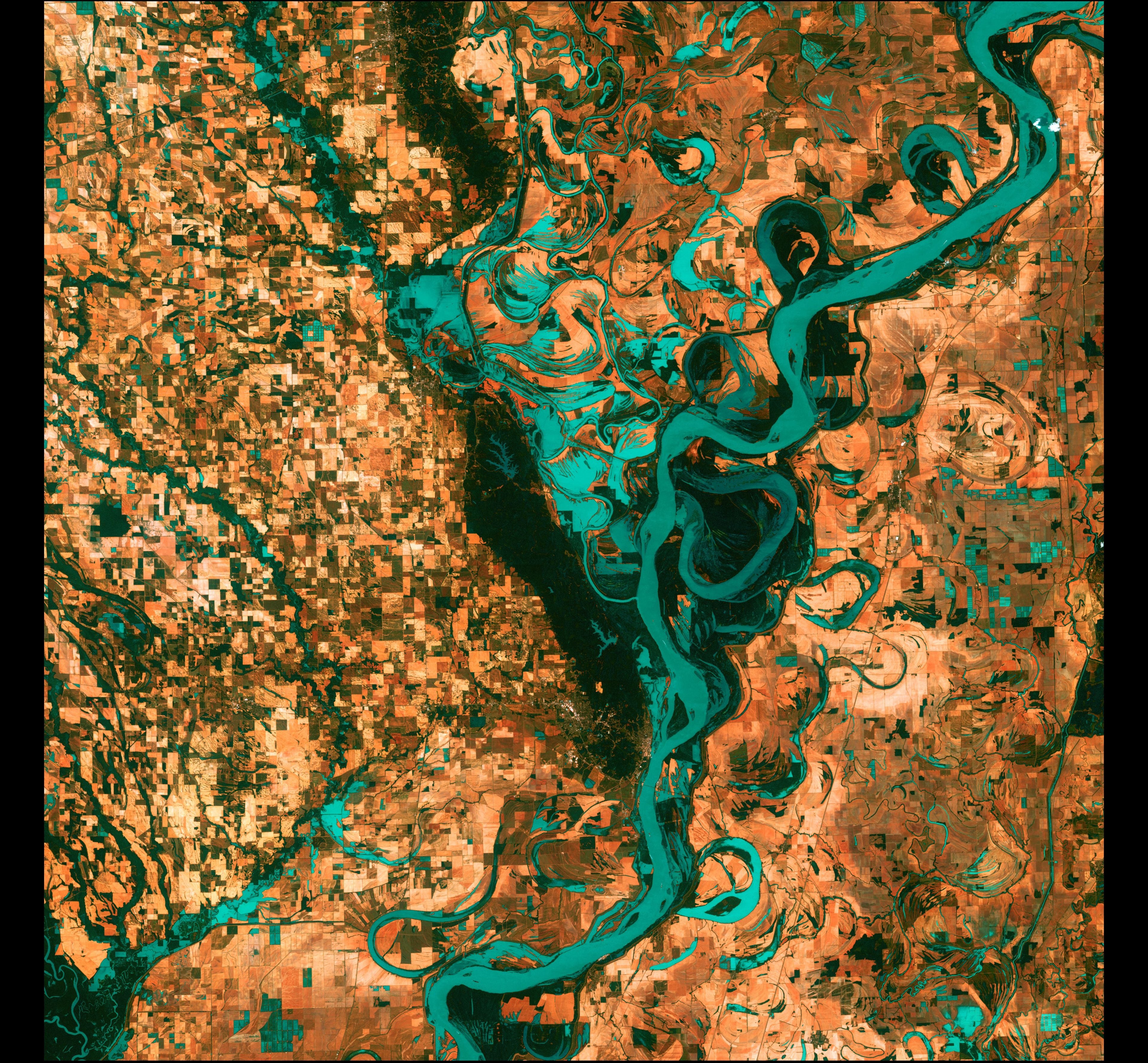 Meandering Mississippi — Southeast Region — Landsat 7