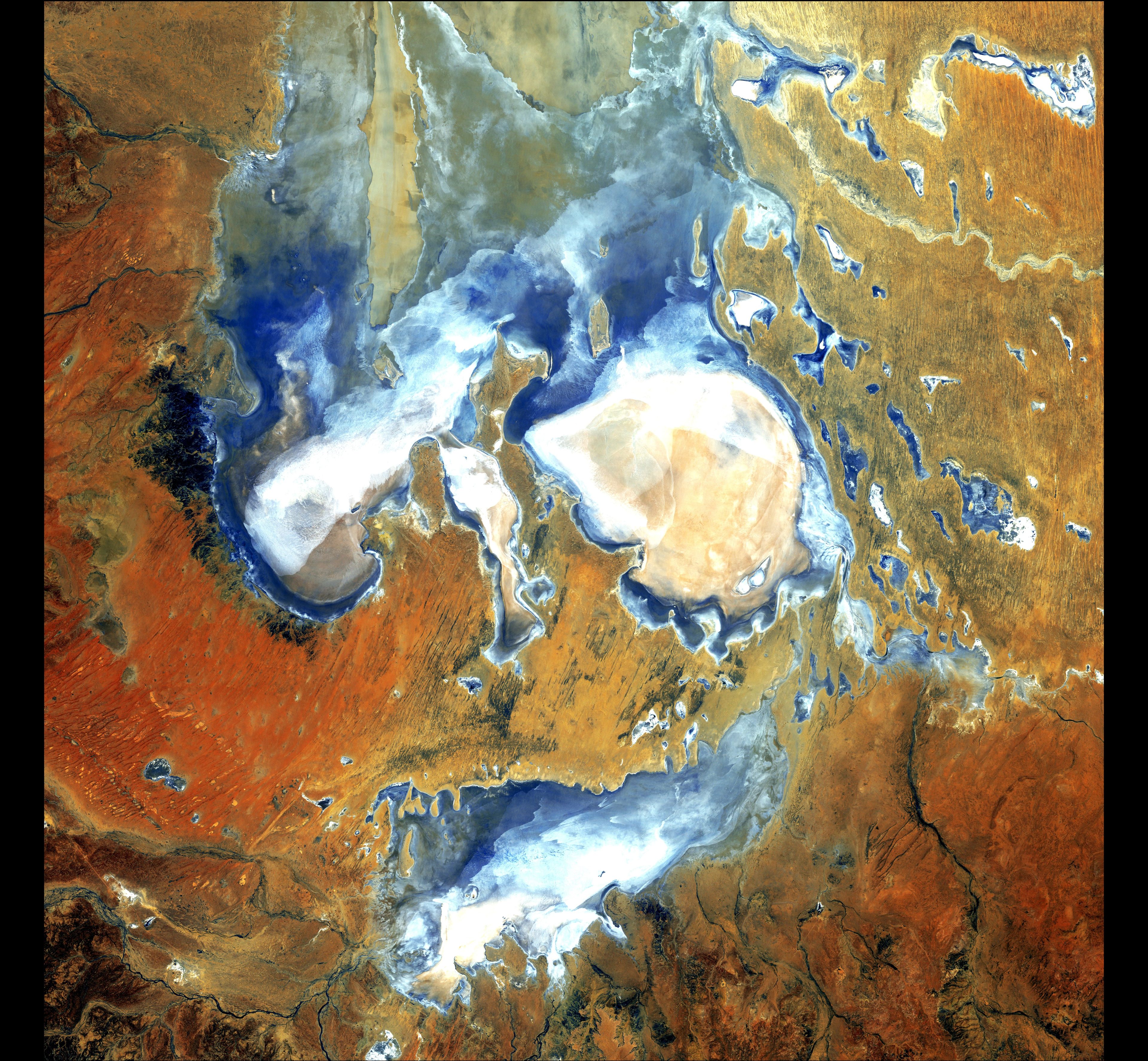 Lake Eyre — Australia — Landsat 5