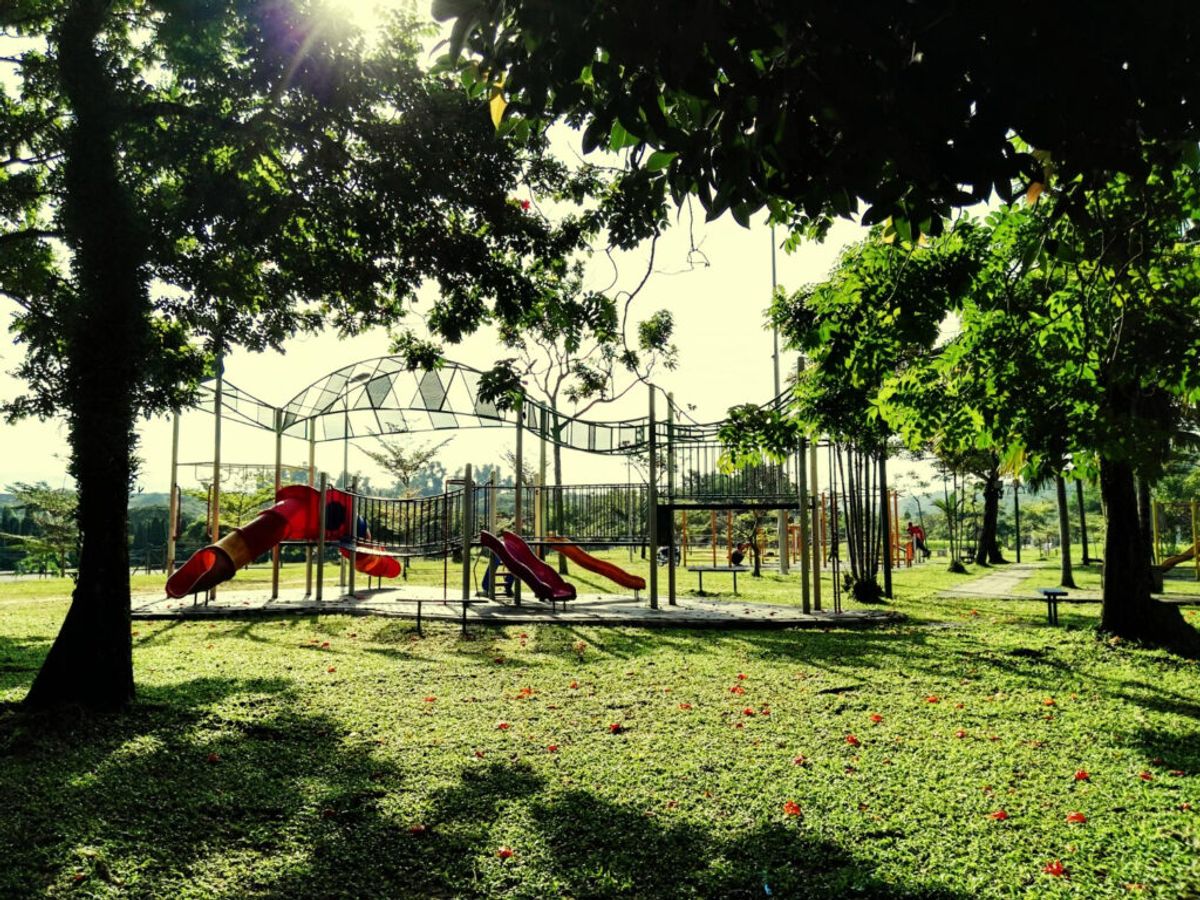 build rv park playground with professionals 