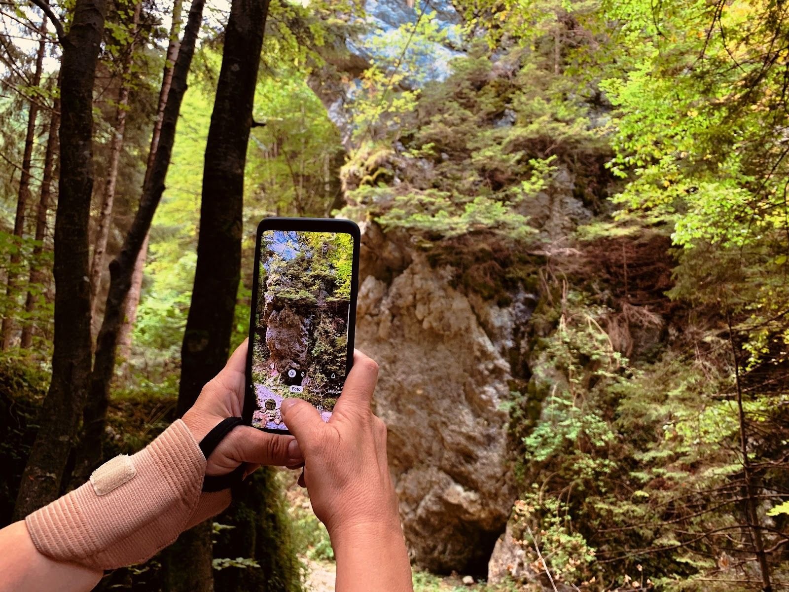 The 12 Photos That Sell Campsites (and the Ones That Kill Conversions)