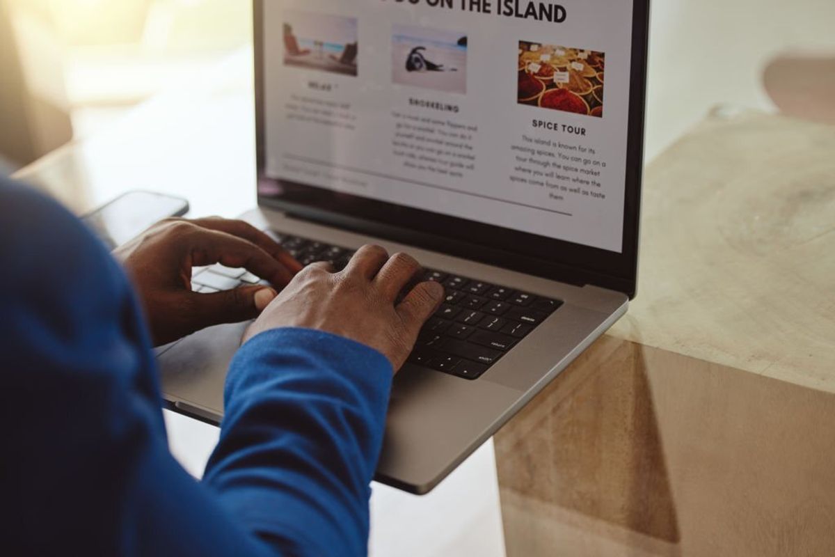 Browsing an RV park website