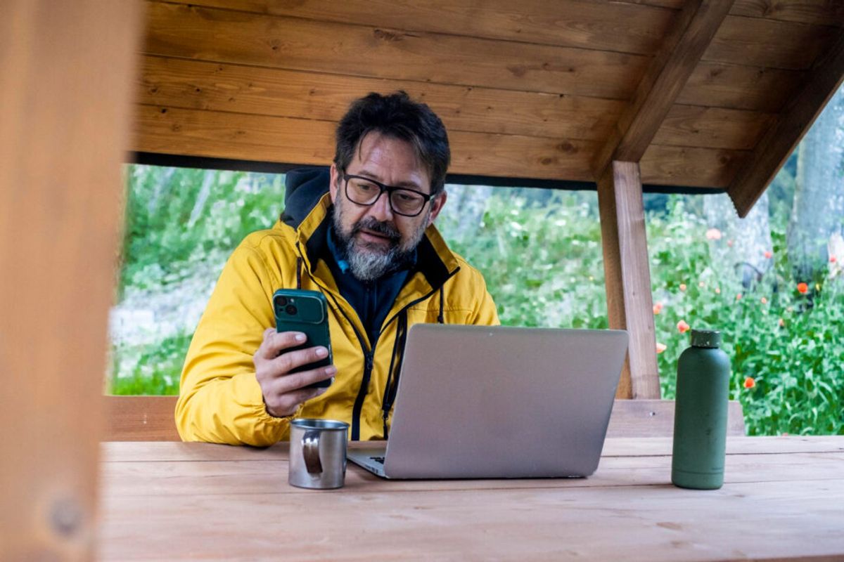 RV park owner adding a promo code for the next stay in their campground 