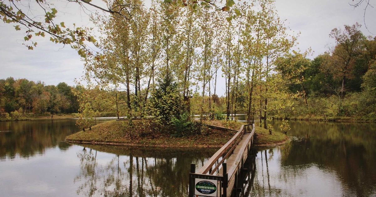 Image of a dock at Cross Creek Campground
