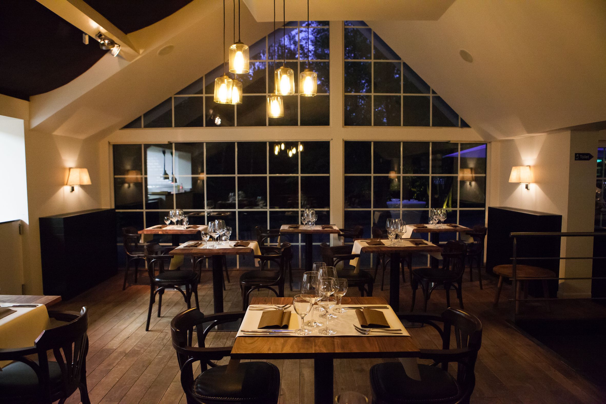 Missing alternative text