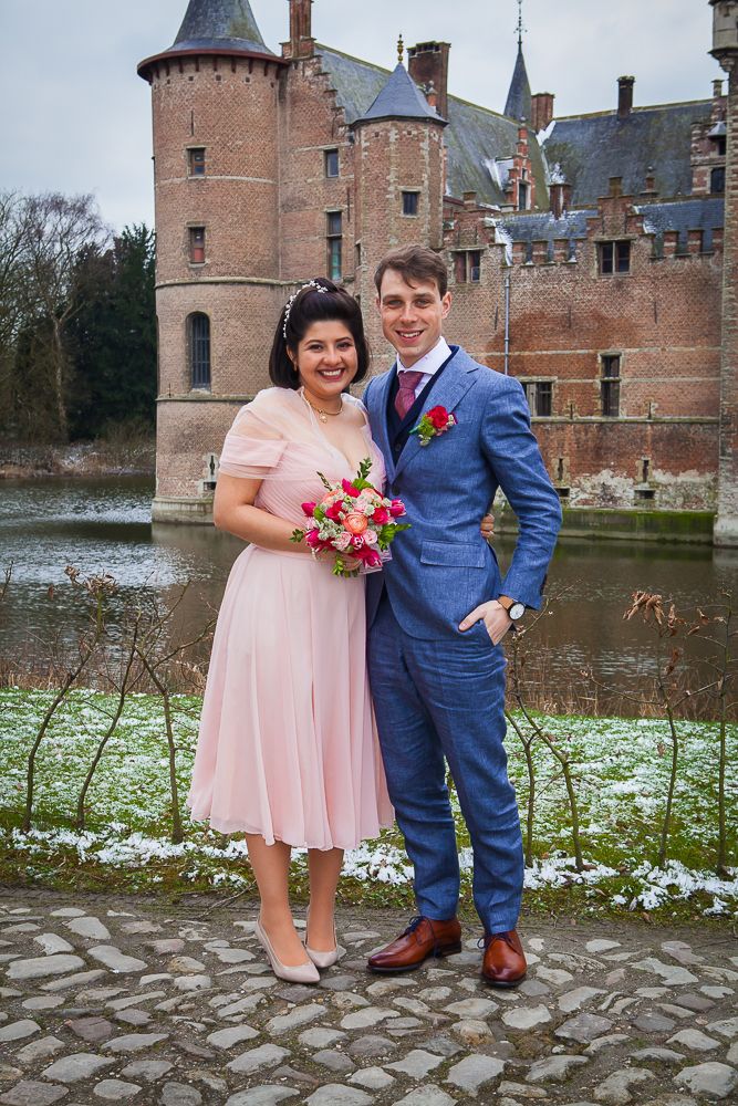 Missing alternative text