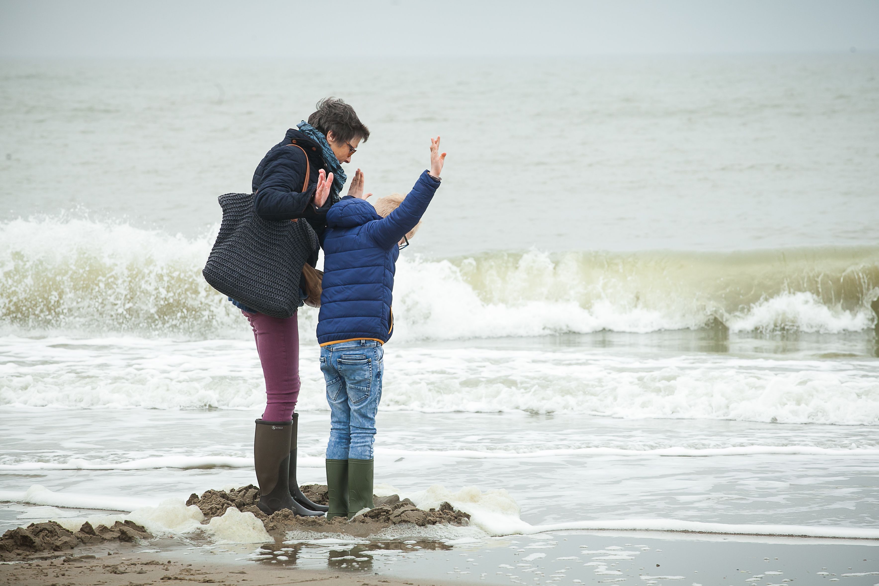 Missing alternative text