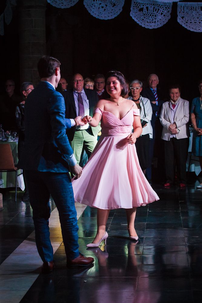 Missing alternative text