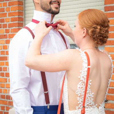 Missing alternative text