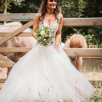 Missing alternative text