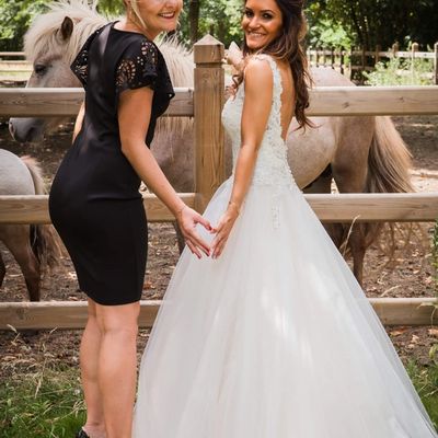 Missing alternative text