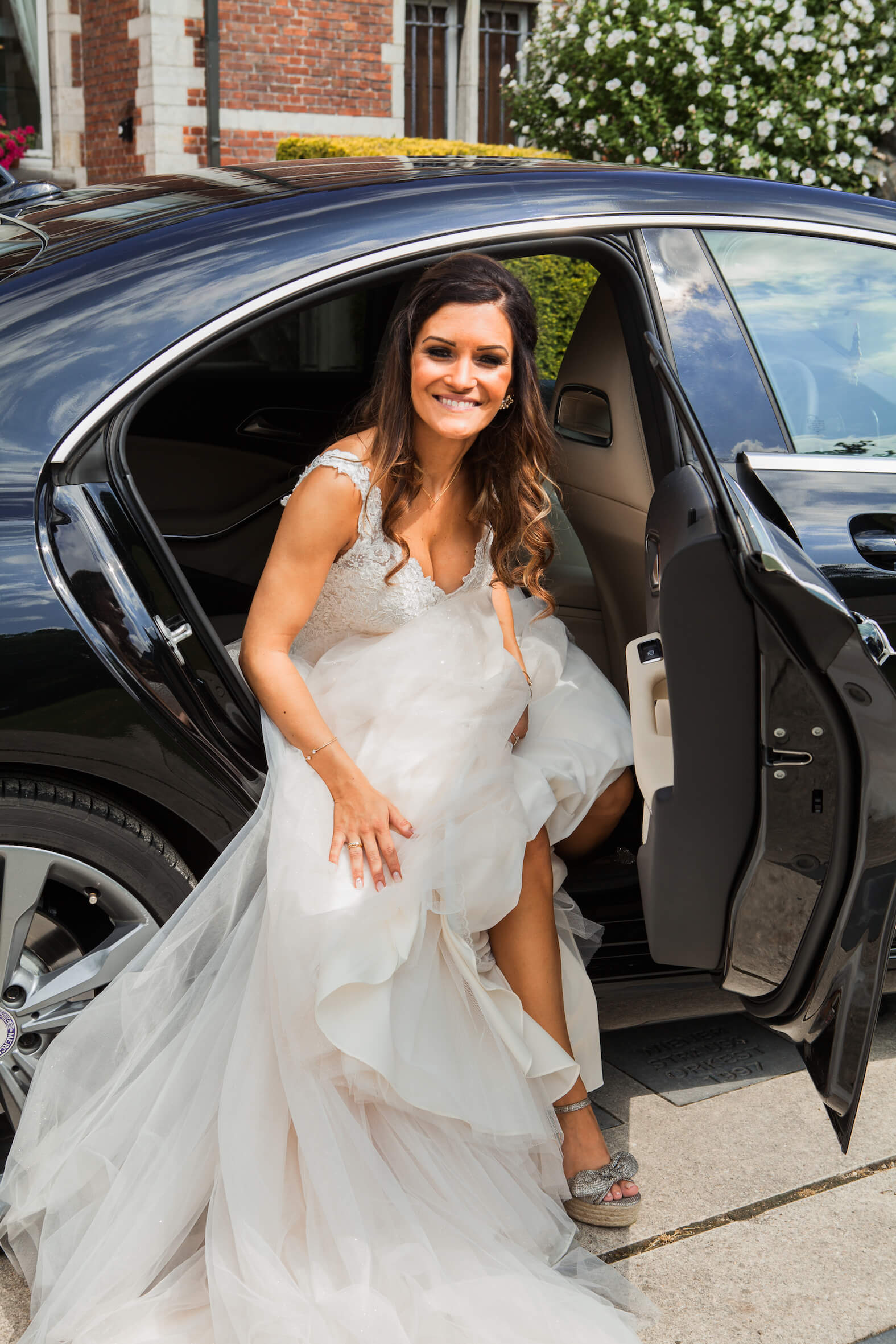 Missing alternative text