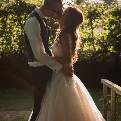 Missing alternative text