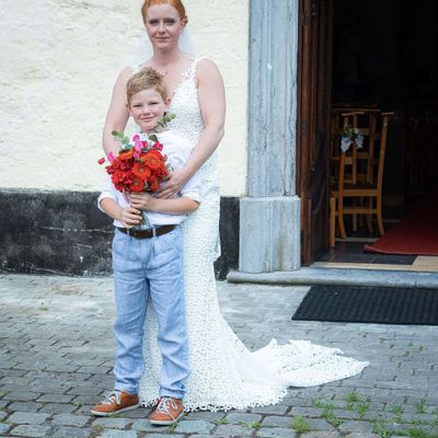 Missing alternative text