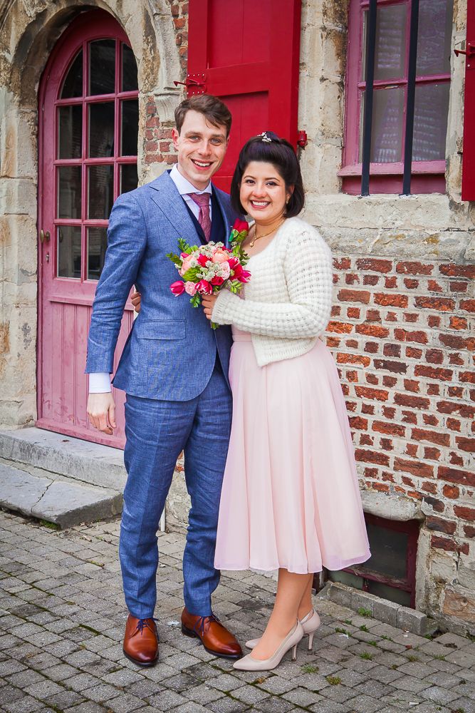 Missing alternative text