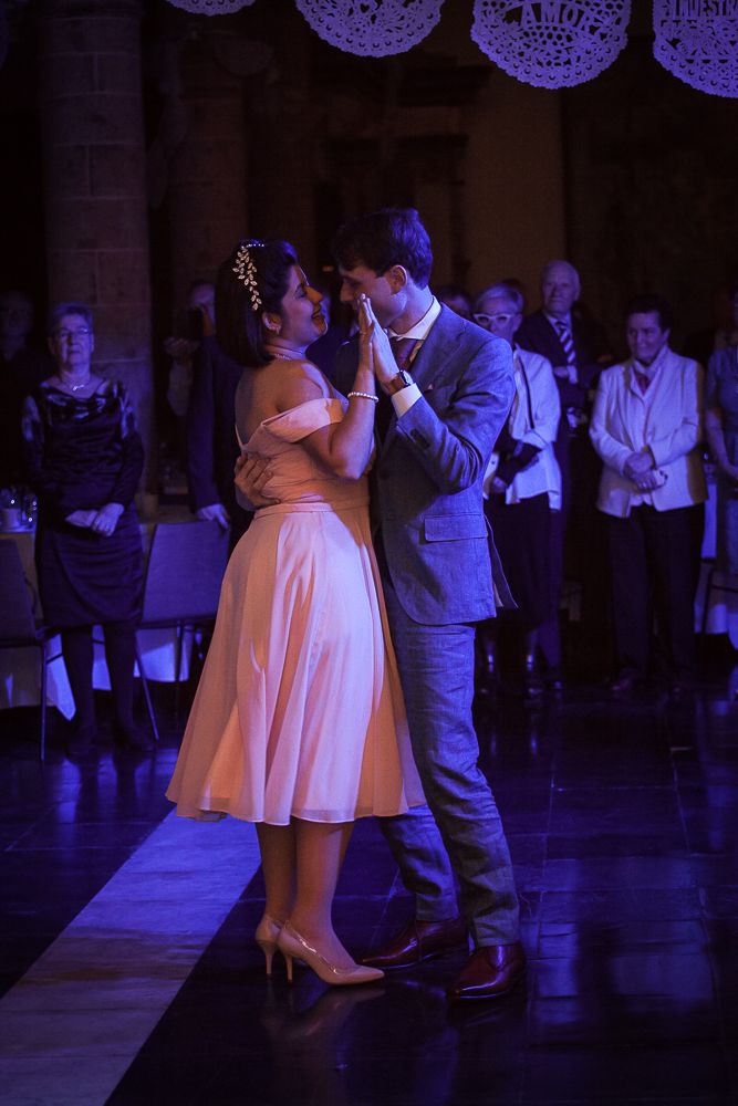 Missing alternative text