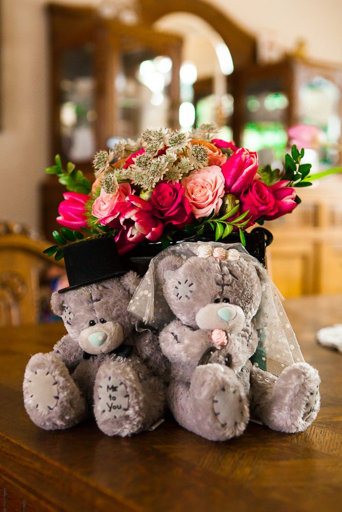 Missing alternative text