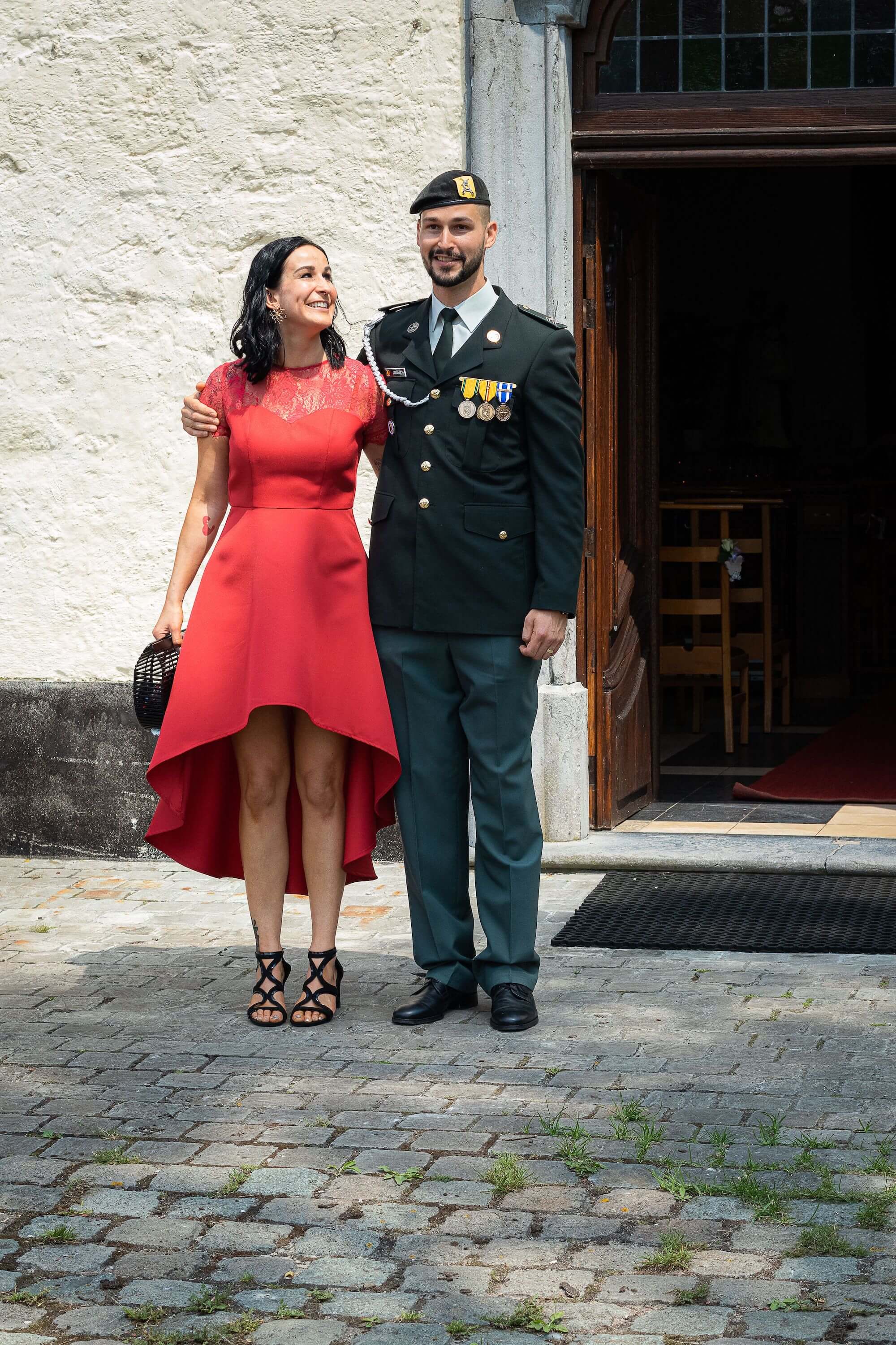 Missing alternative text