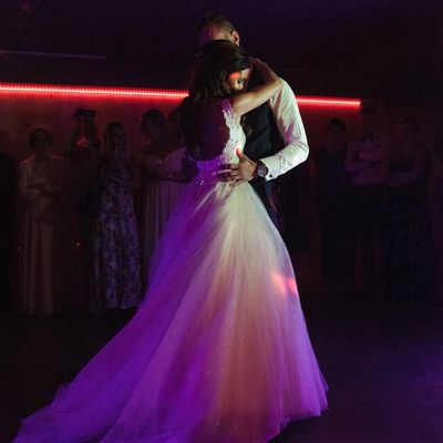 Missing alternative text