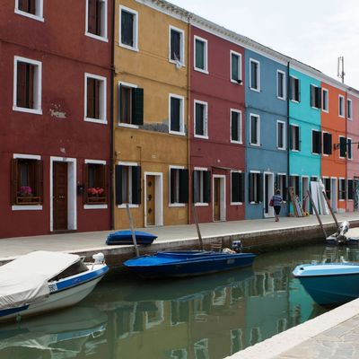 Missing alternative text