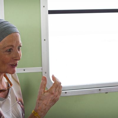 Missing alternative text