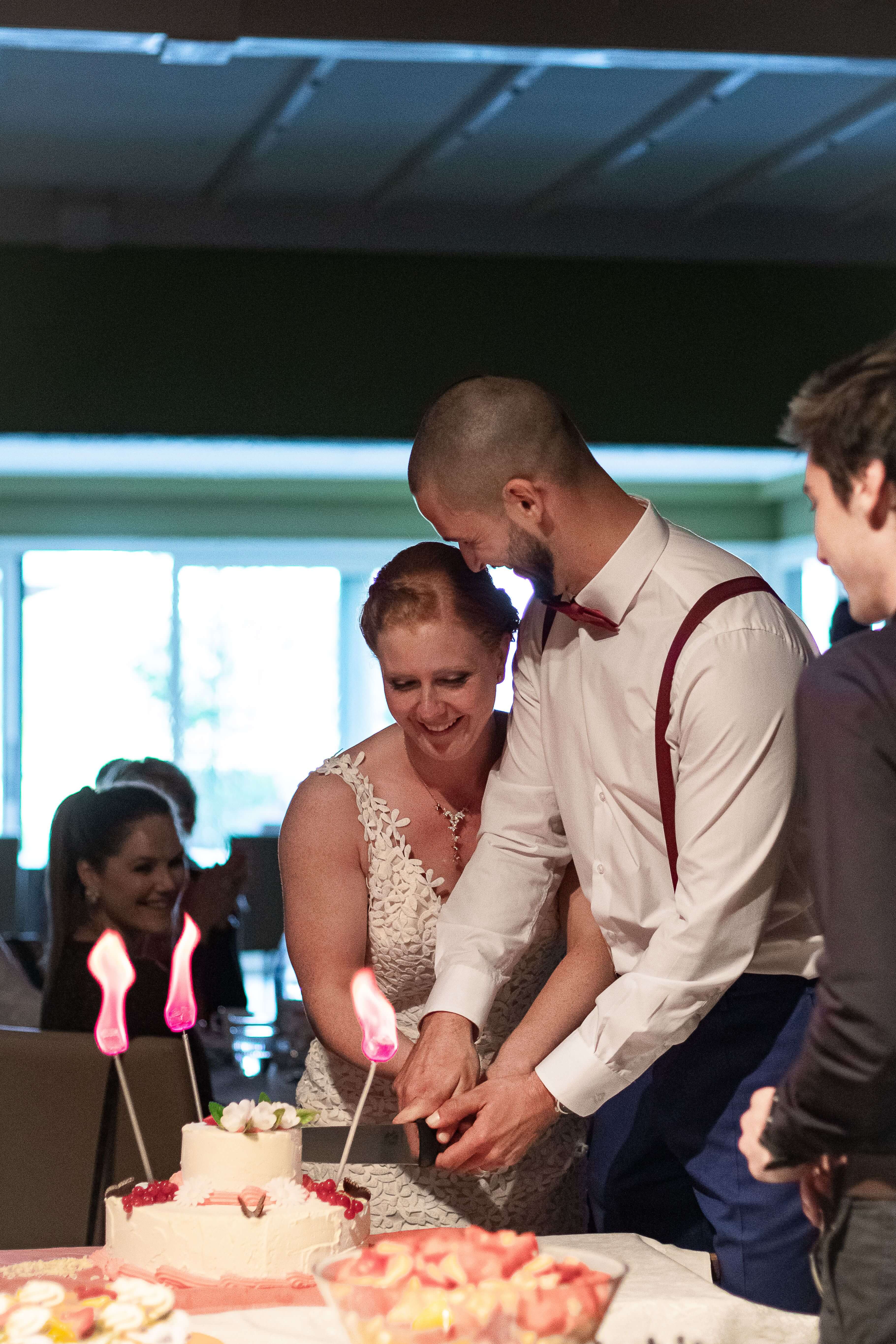 Missing alternative text