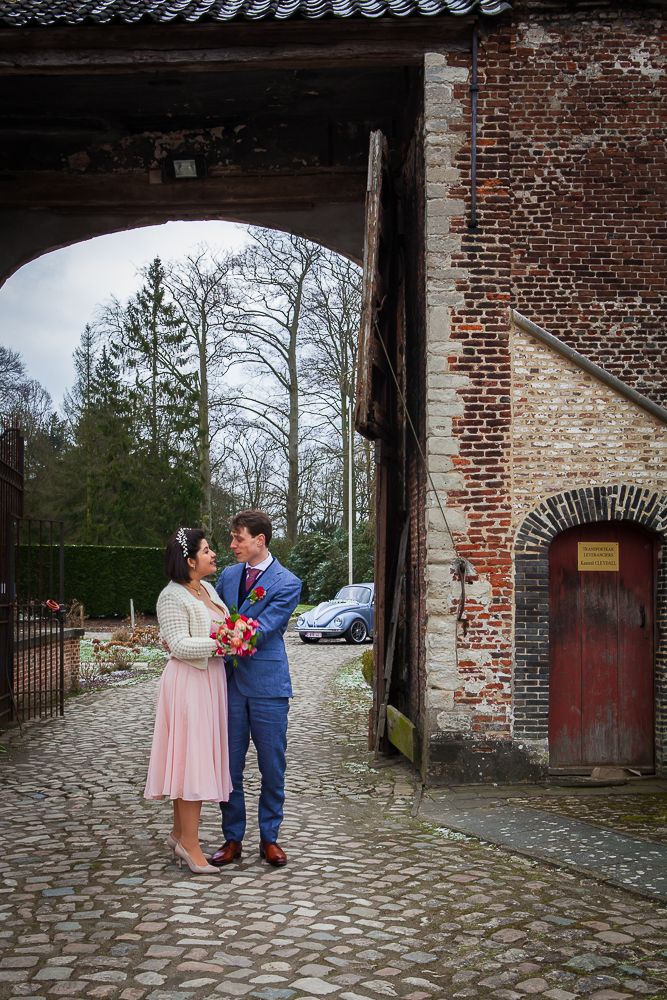 Missing alternative text