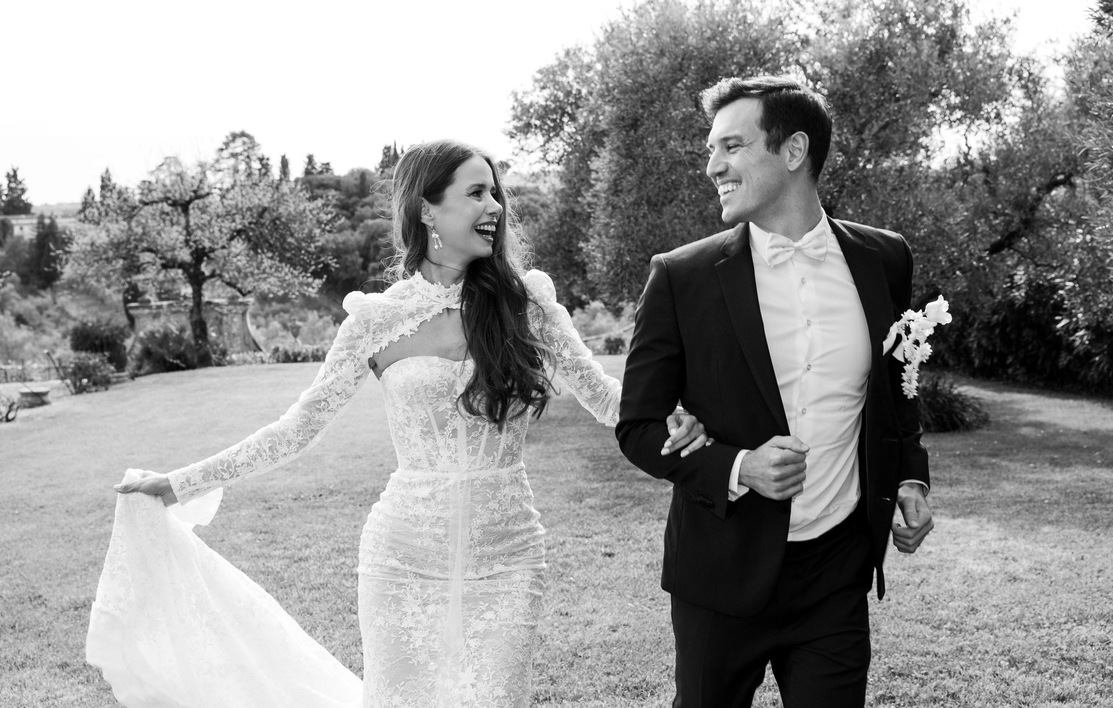 Destination wedding photographer hero image