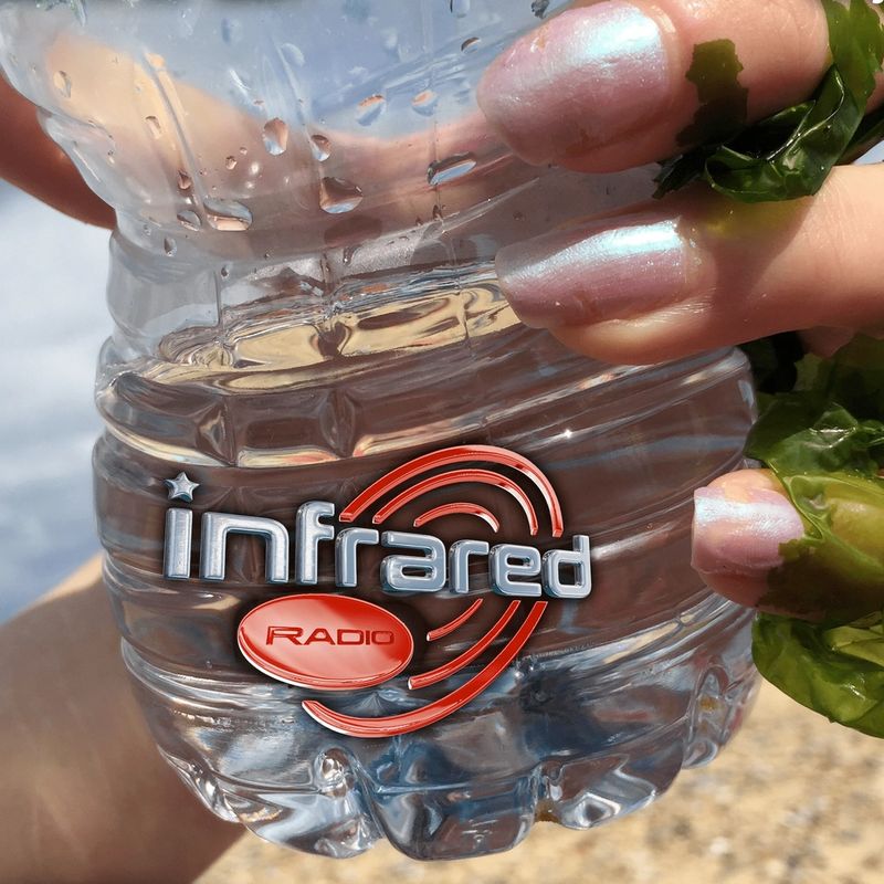 Infrared Radio w/ Vascha